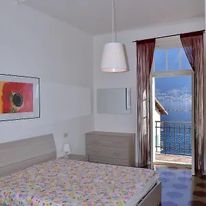 The Romantic Village House - With Lake View Appartamento